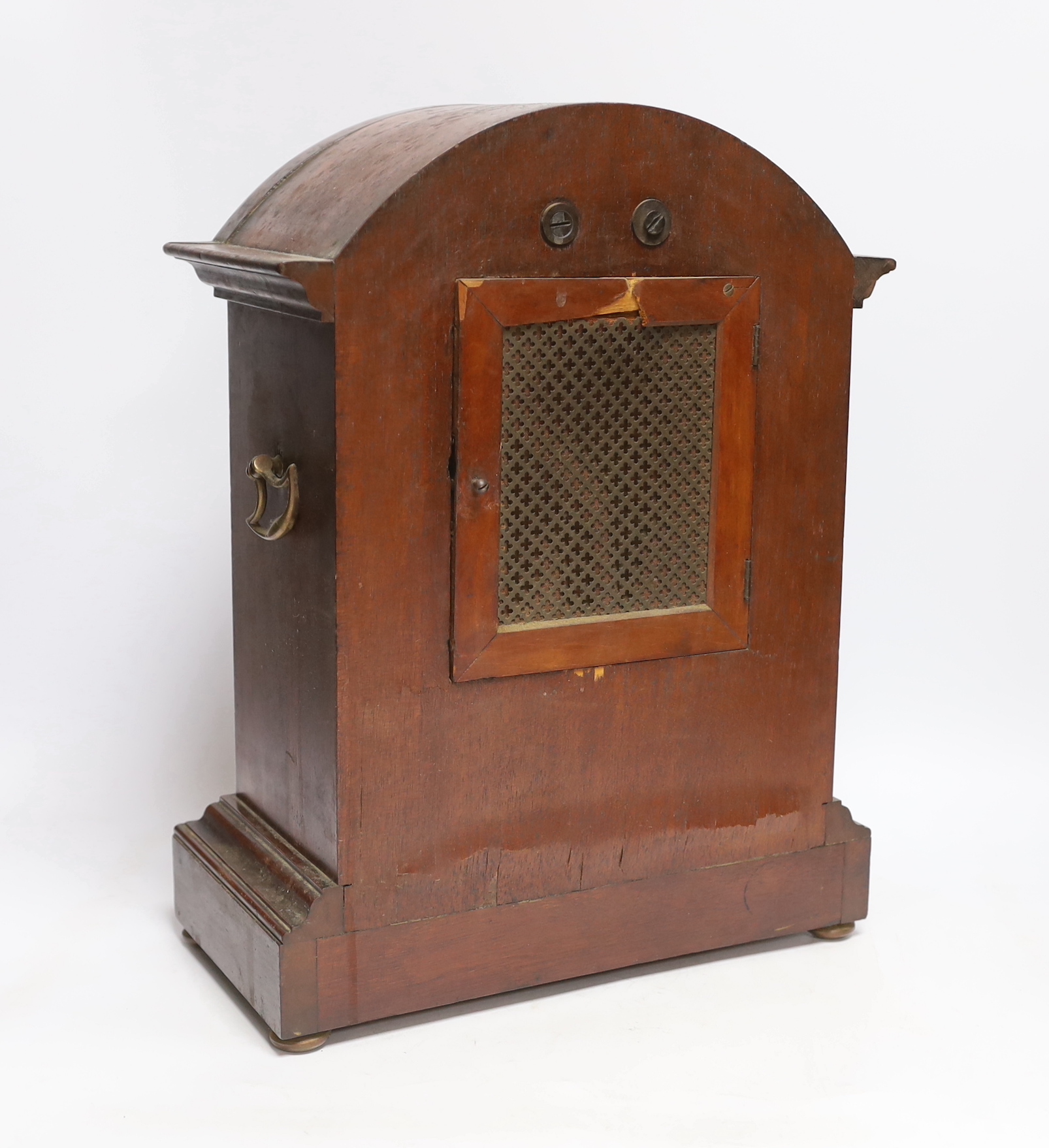 An inlaid Edwardian mahogany mantel clock, 38cm high (with two keys)